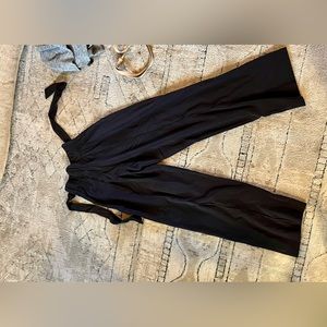 Wide leg lululemon trouser